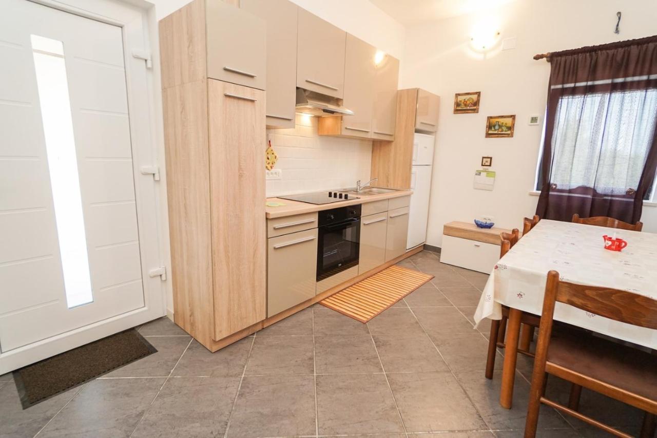 Apartments Mira Savudrija Crveni Vrh Dış mekan fotoğraf