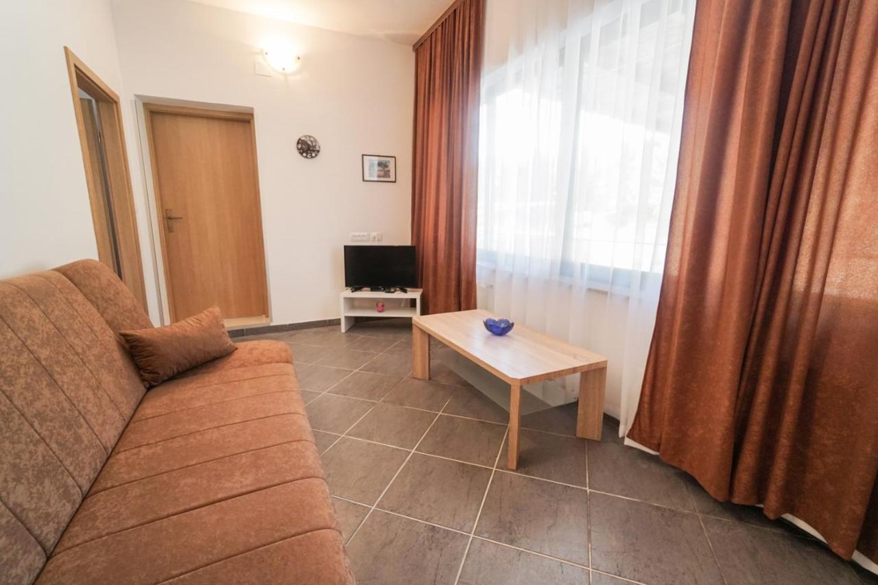 Apartments Mira Savudrija Crveni Vrh Dış mekan fotoğraf